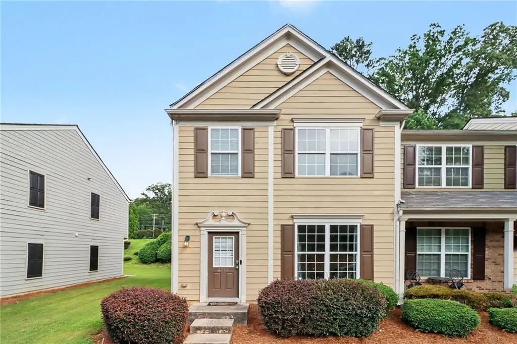 2795 Deerwood Lane Sw, Atlanta