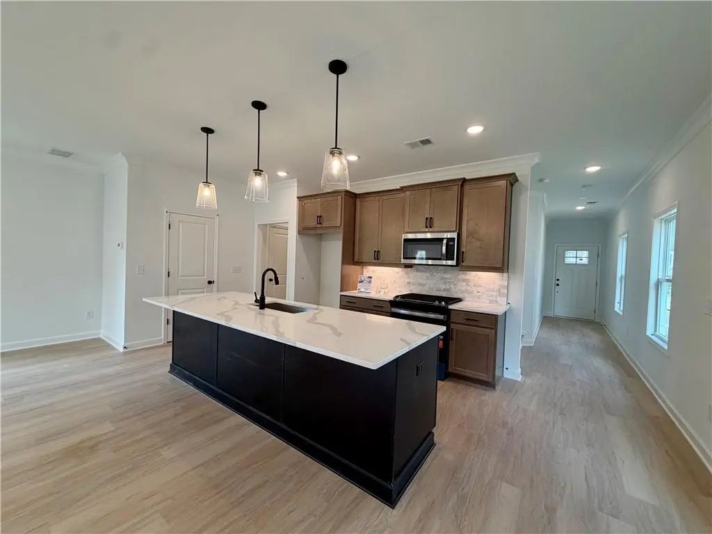 348 Marigold Lane, Woodstock