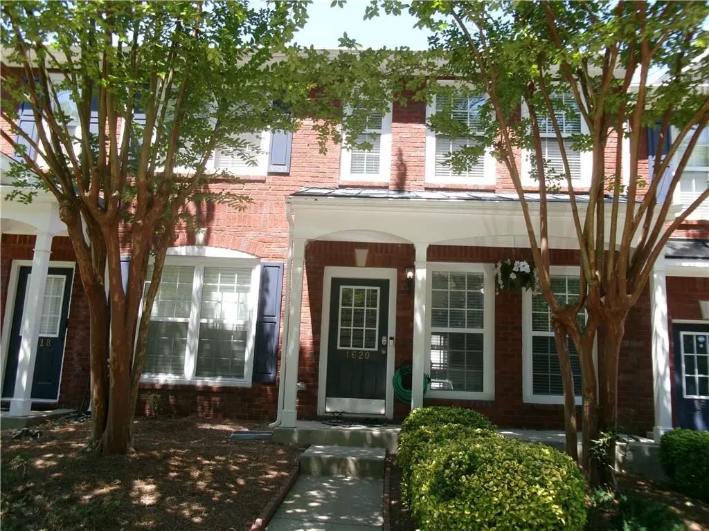 1620 Cove Creek Circle, Norcross