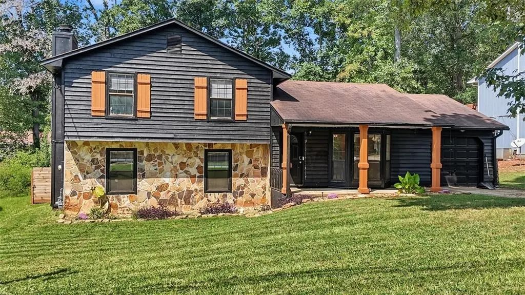 1961 Woodlot Trail, Lithonia