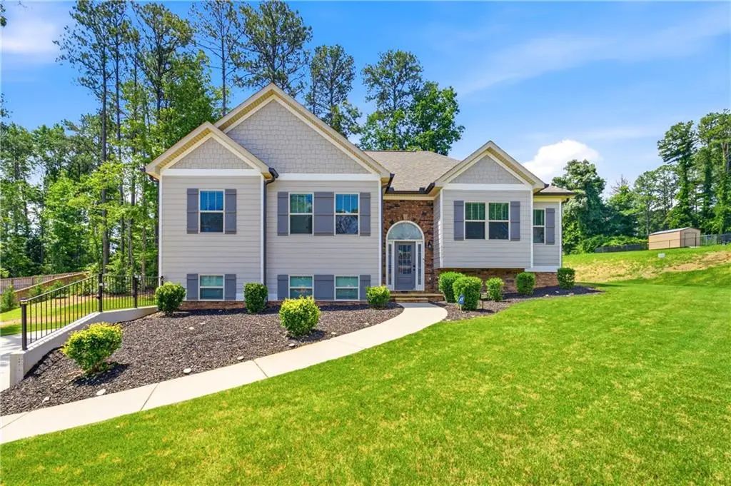 6055 Crowley Drive, Douglasville