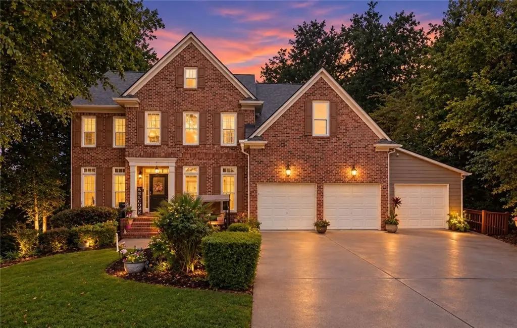 214 Glenbrook Lane, Canton