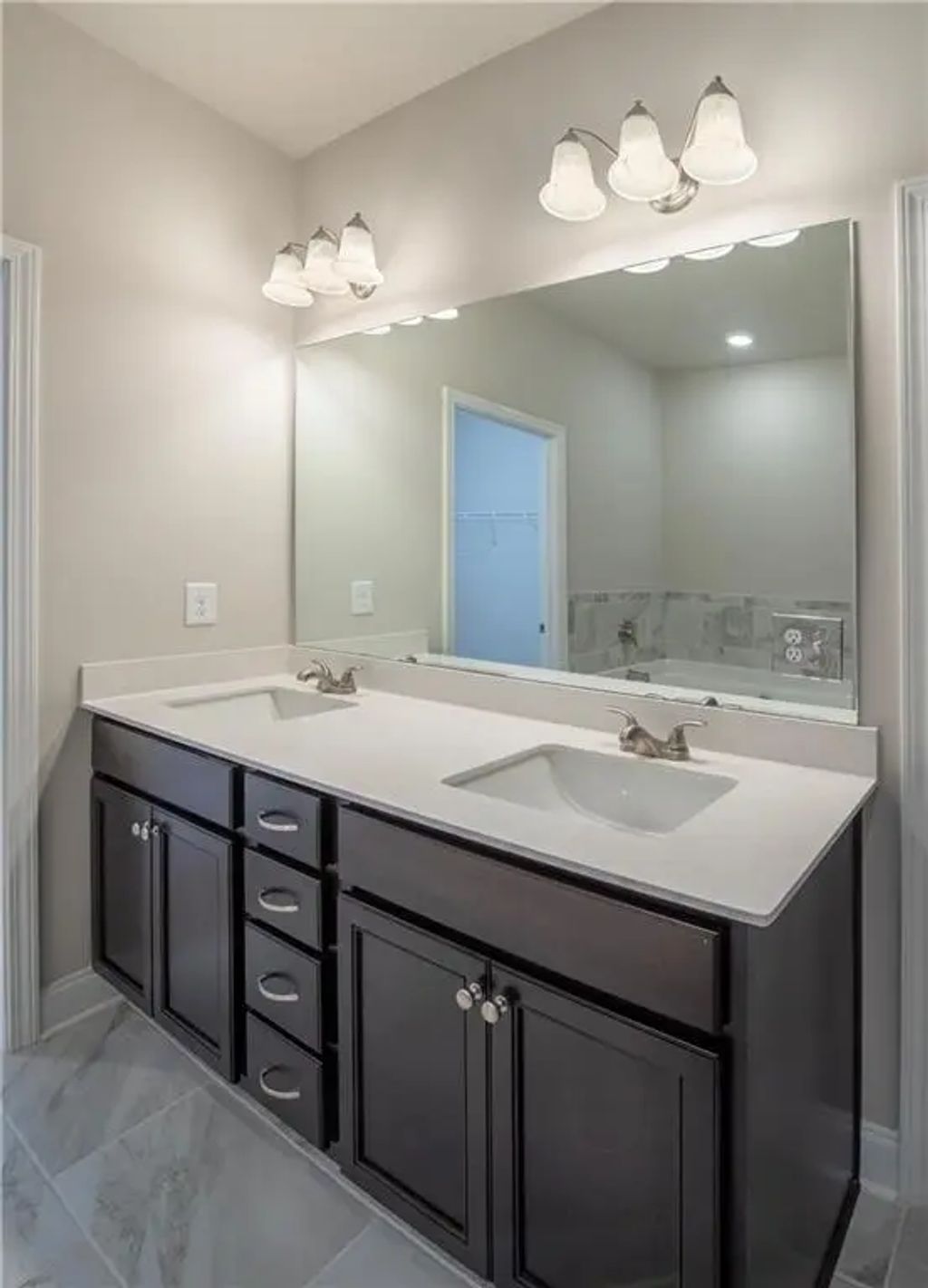 5361 Gray Birch Bend, Flowery Branch