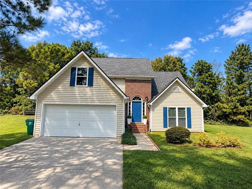 1831 Green Oak Circle, Lawrenceville