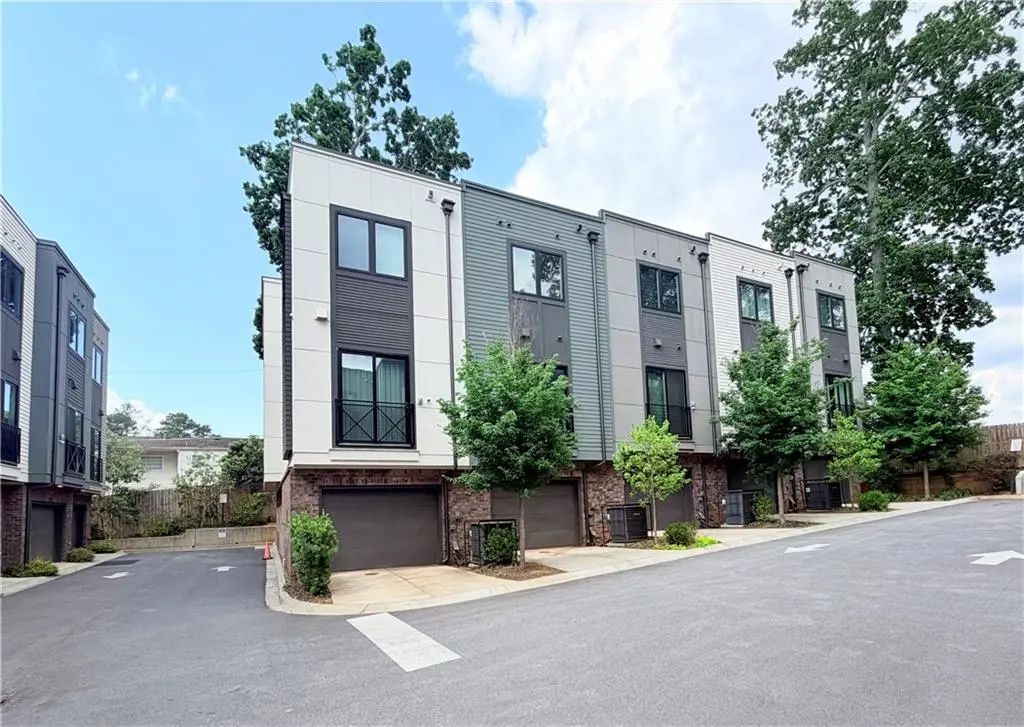 Unit 14 - 2199 Lenox Road Ne, Atlanta