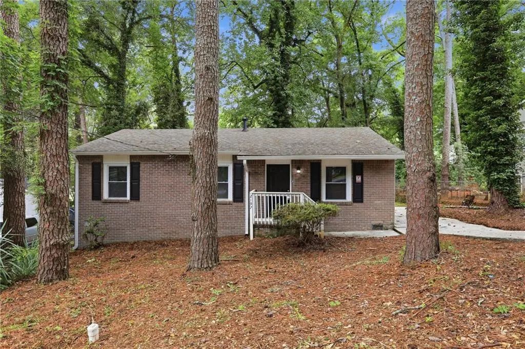 2197 Swallow Circle Se, Atlanta