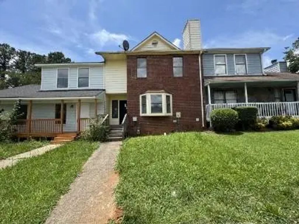 8170 Canyon Forge Drive, Riverdale