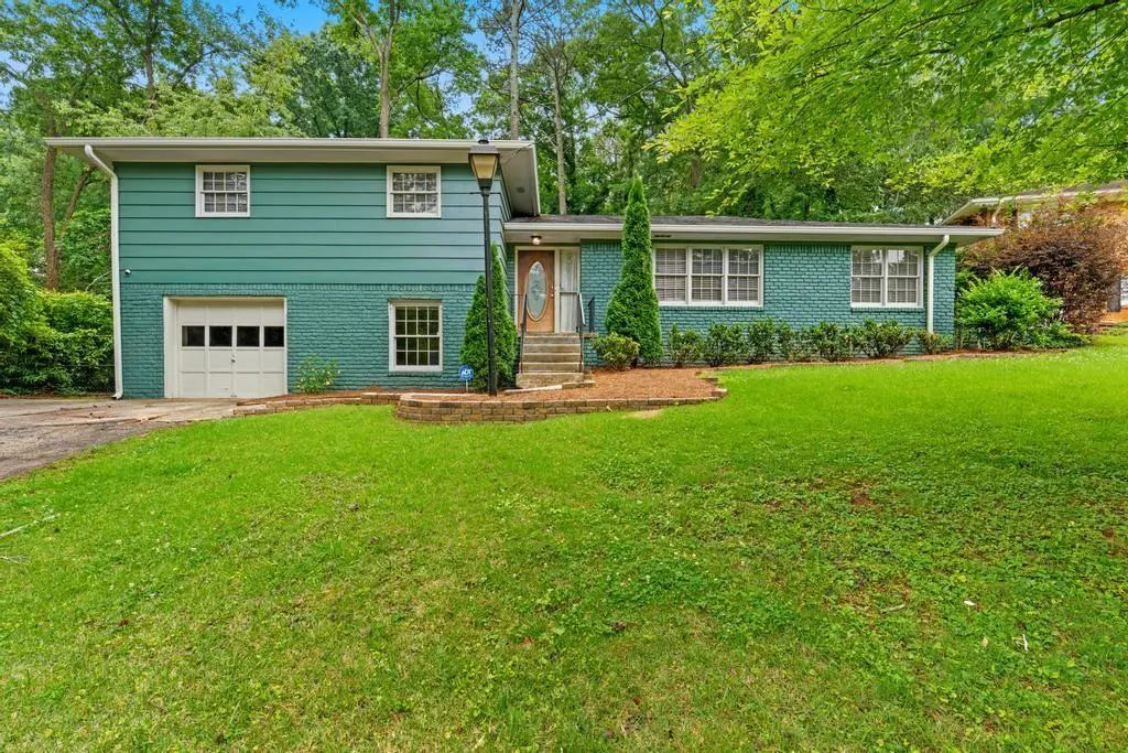 2335 Tilson Circle, Decatur
