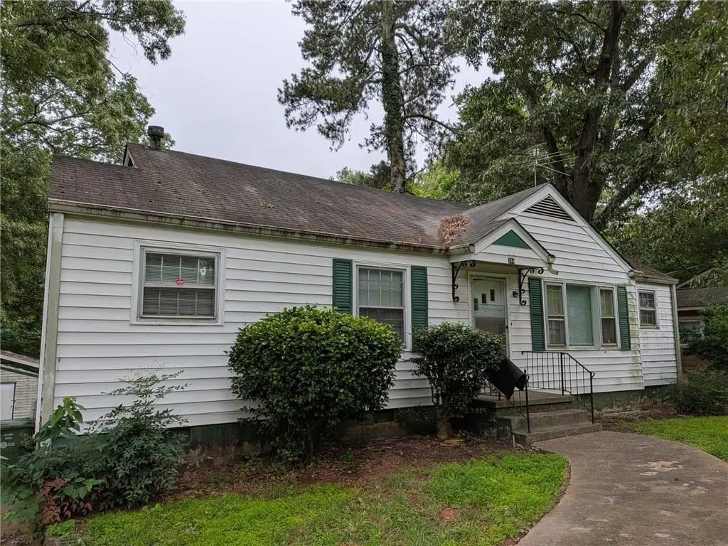 244 Hilltop Drive Sw, Atlanta