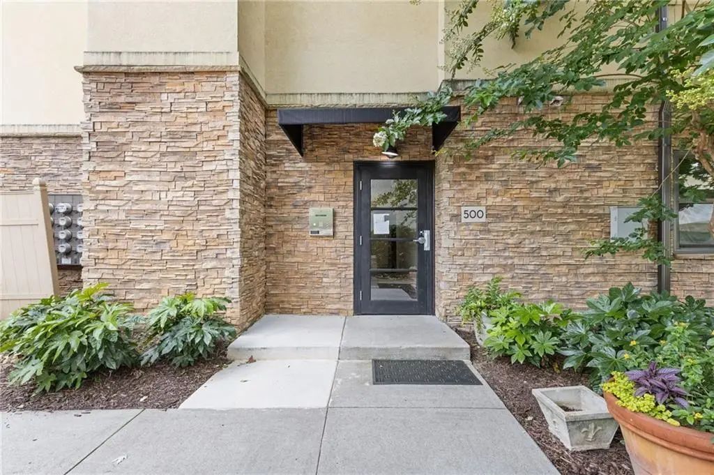 Unit 510 - 2230 Cheshire Bridge Road Ne, Atlanta