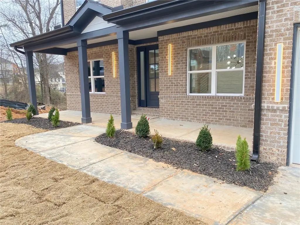 561 Paper Ridge Court, Lawrenceville