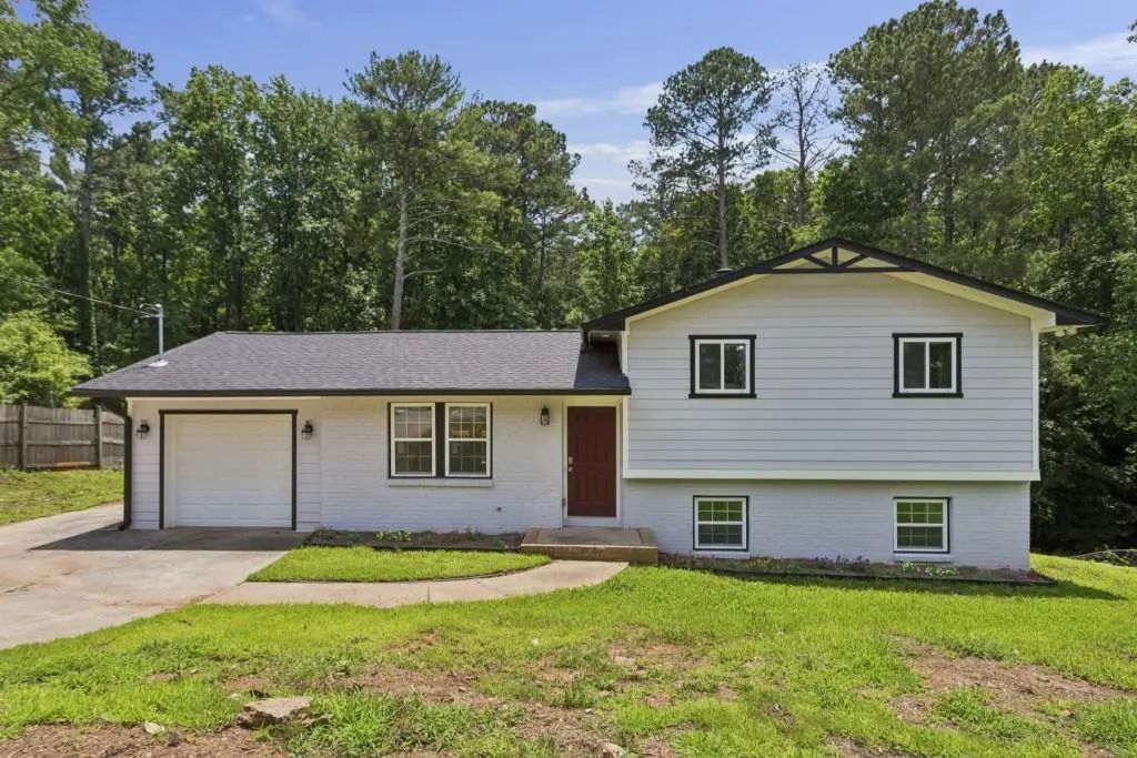 371 Pine Valley Road Sw, Mableton