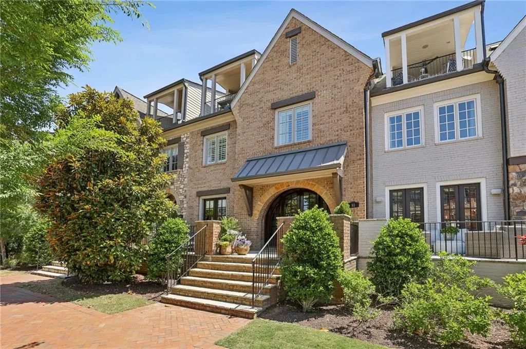 93 Canton Street, Alpharetta
