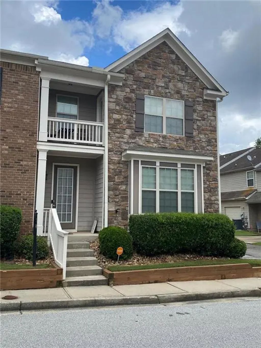 5740 Radford Loop, Fairburn