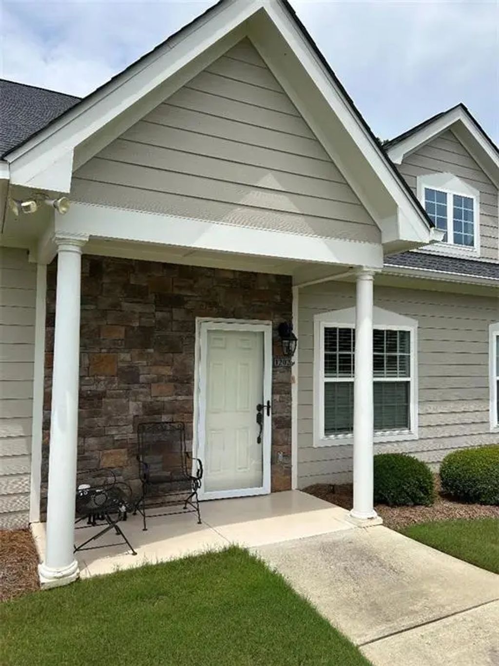 1202 Village Boulevard Se, Rome
