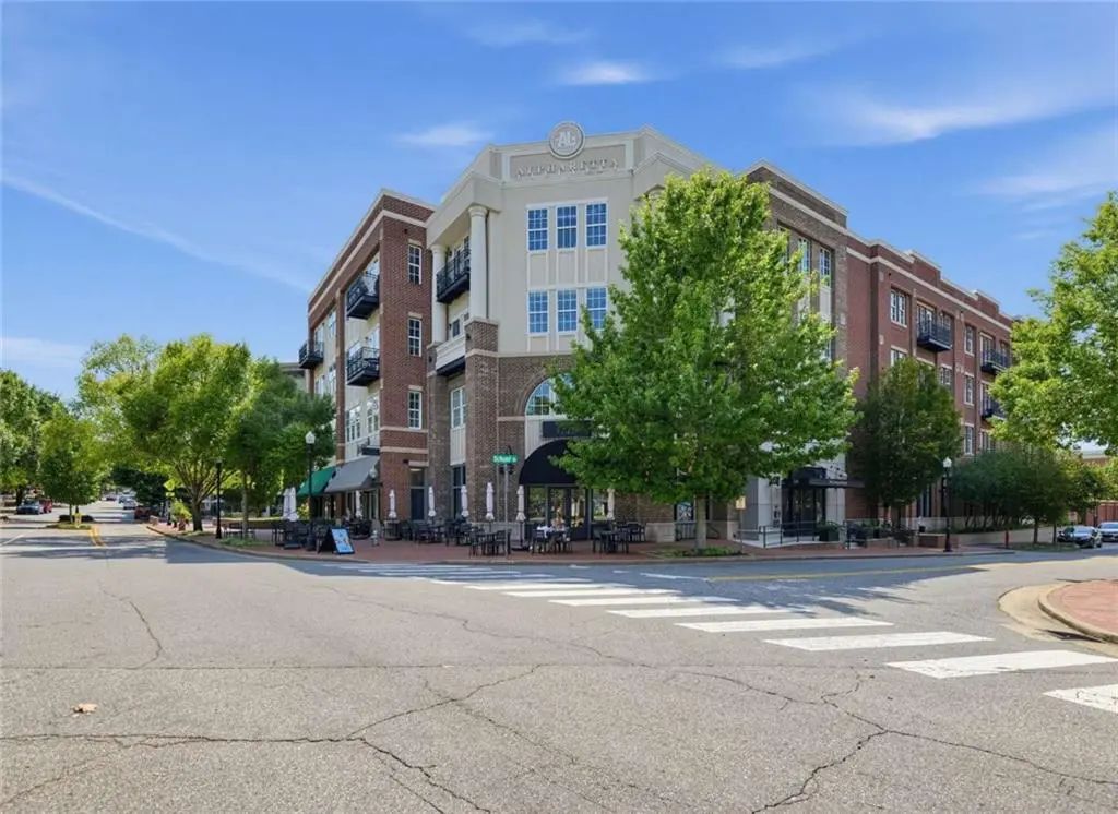 Unit 202 - 58 Canton Street, Alpharetta