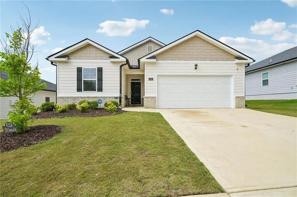 8592 Seabiscuit Road, Lithonia