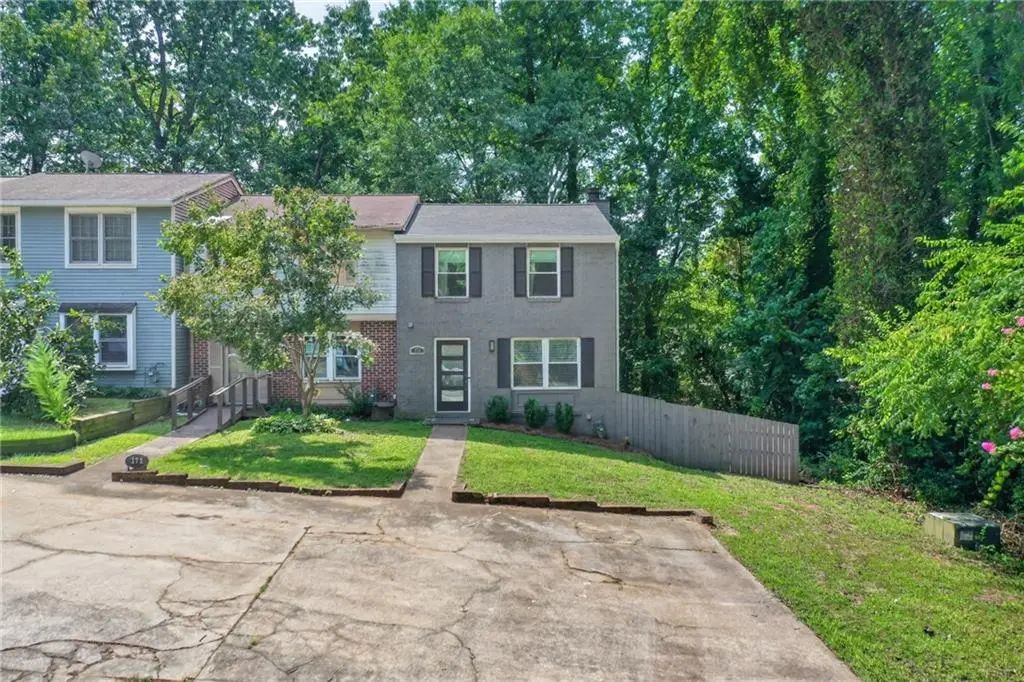 173 Roswell Commons Way, Roswell