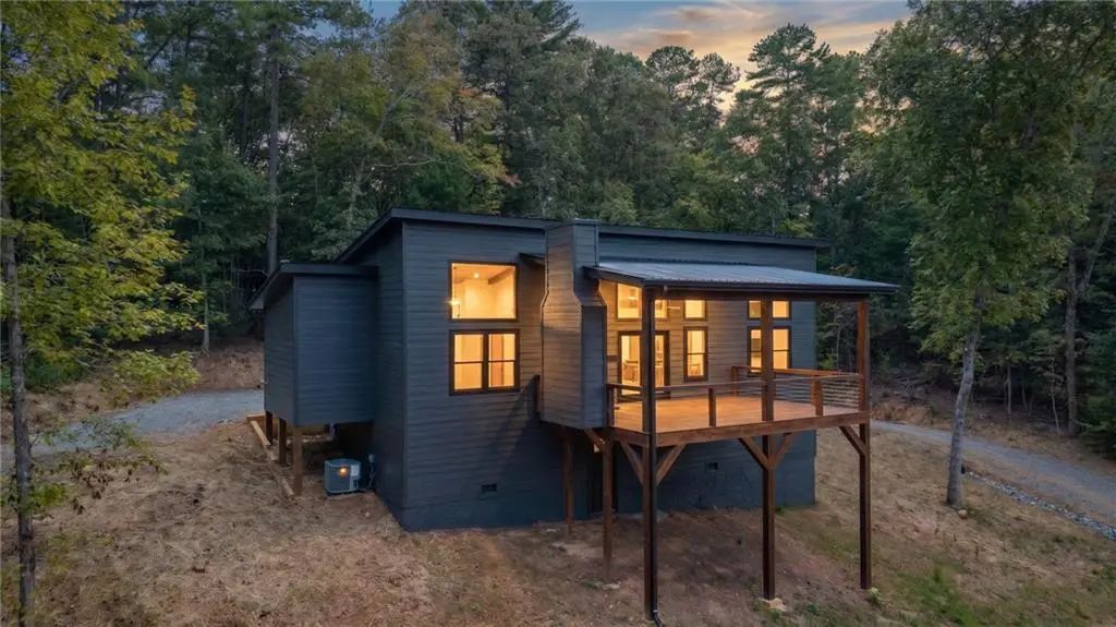 299 Greenfield Road, Morganton