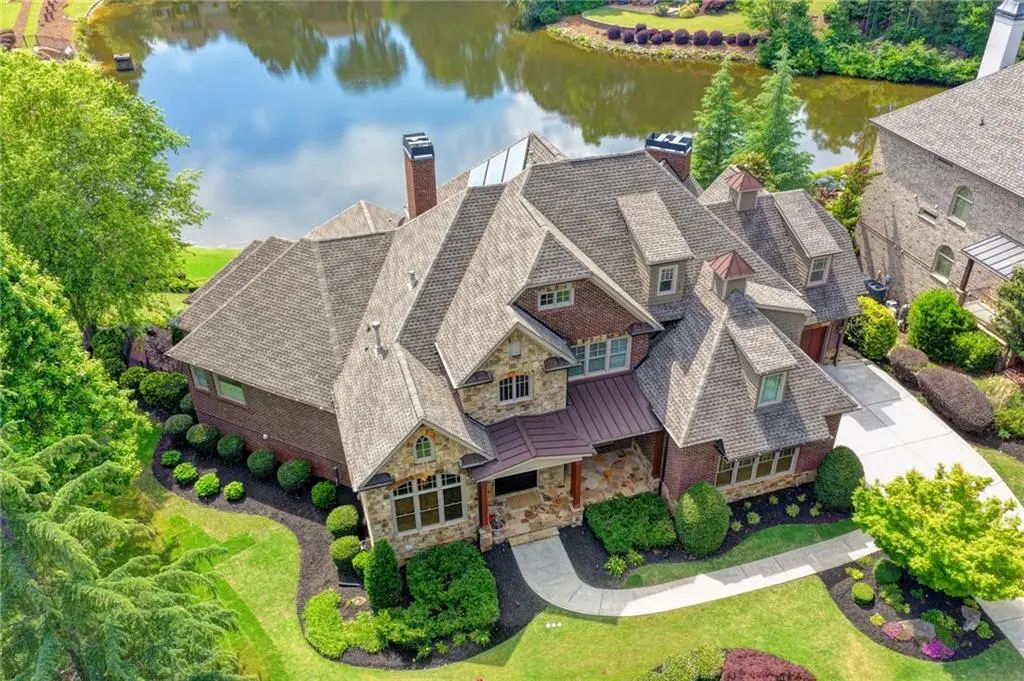 2565 Hermitage Drive, Cumming