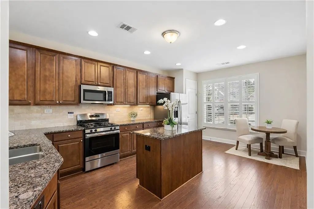4024 Great Pine Drive, Gainesville