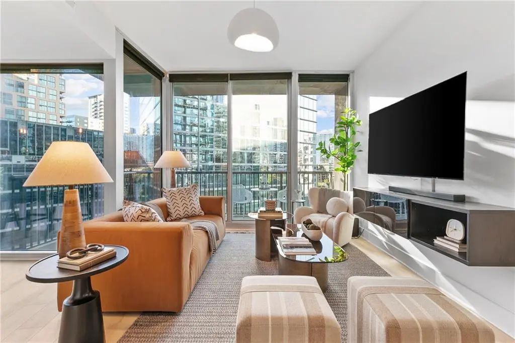 Unit 807 - 1080 Peachtree Street, Atlanta