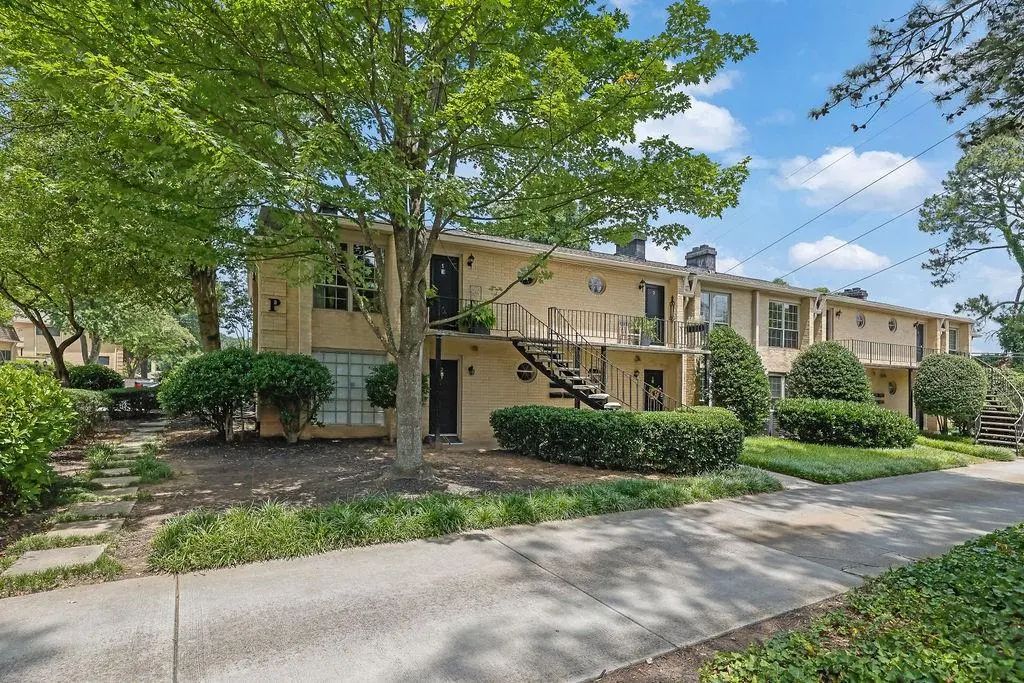 Unit P3 - 5400 Roswell Road, Atlanta