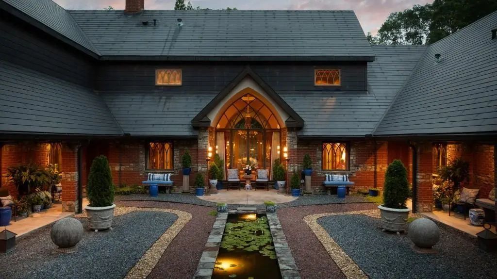114 Lees Lake Road, Fayetteville
