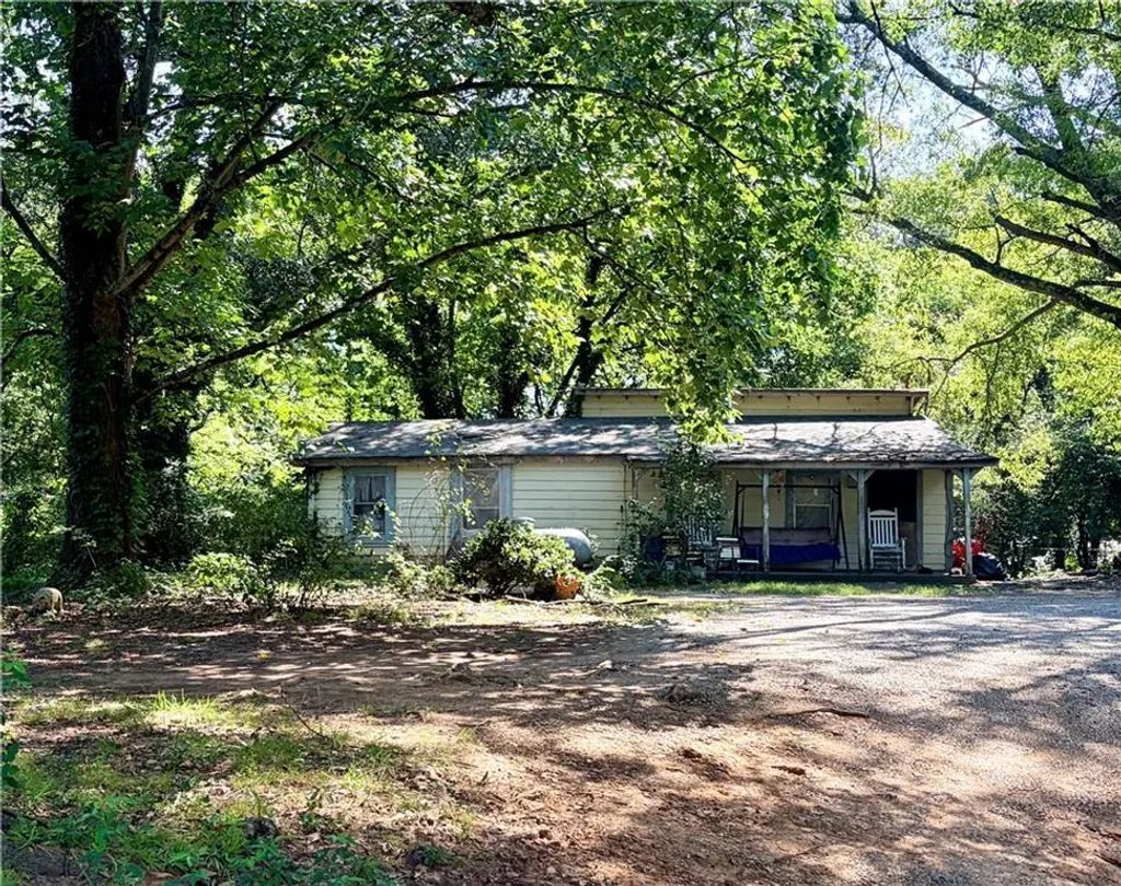 108 Walton Street, Cartersville