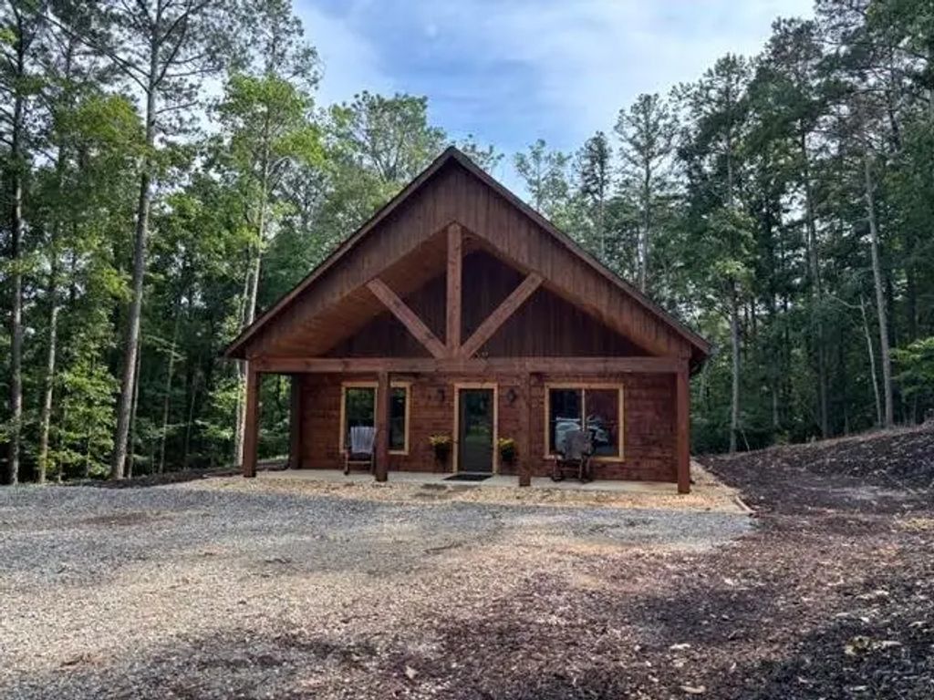 895 Camp Branch Road, Ellijay