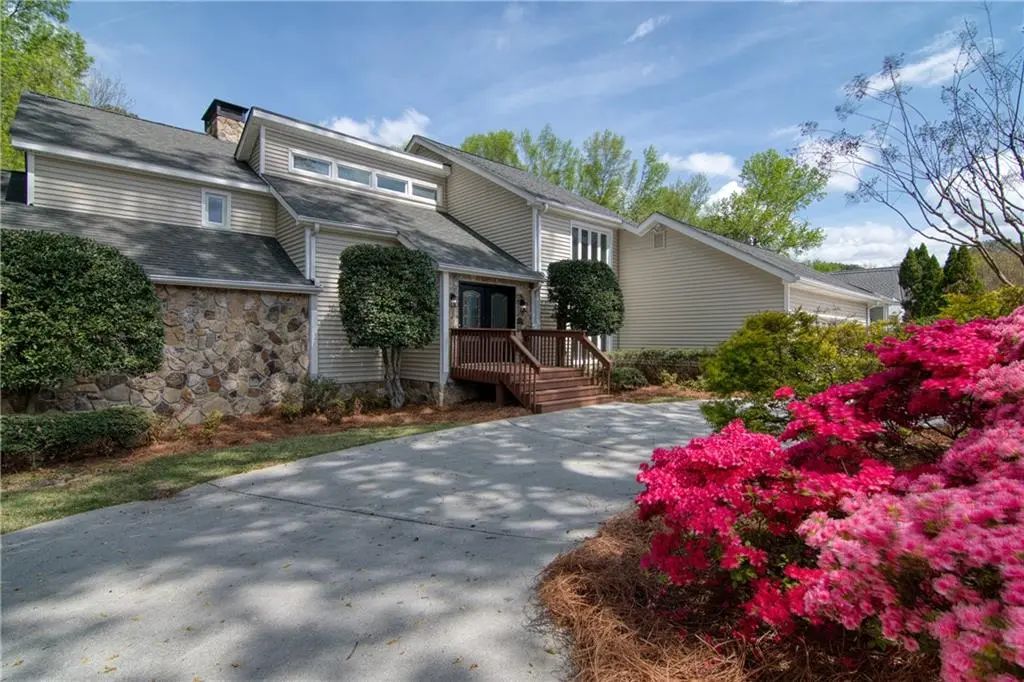 478 Timberlea Lake Drive, Marietta