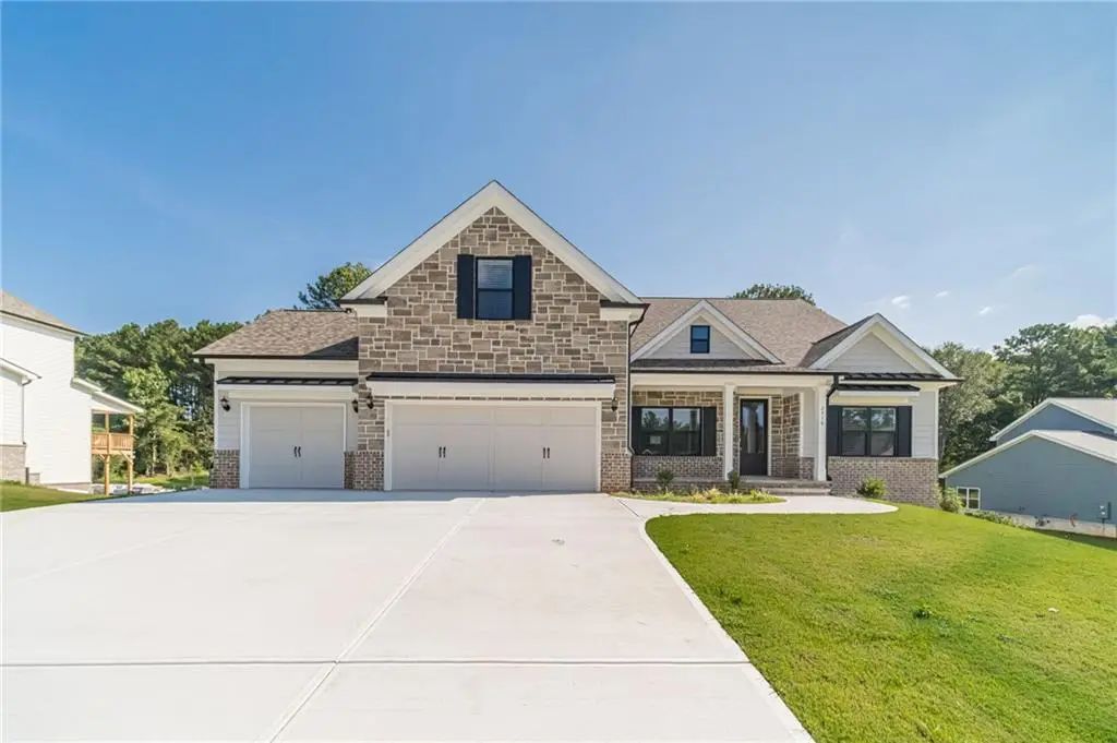 2716 Thomas View Trail, Loganville