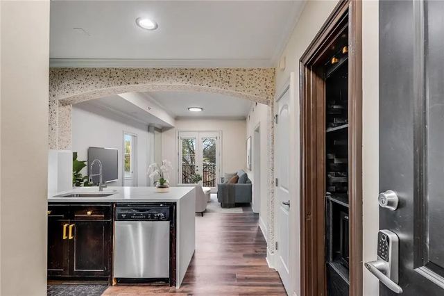 Unit 522 - 2255 Peachtree Road Ne, Atlanta