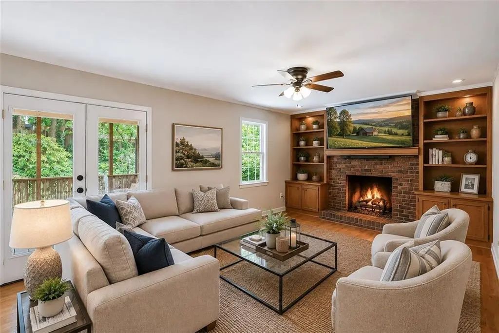 435 Stonebridge Drive, Roswell