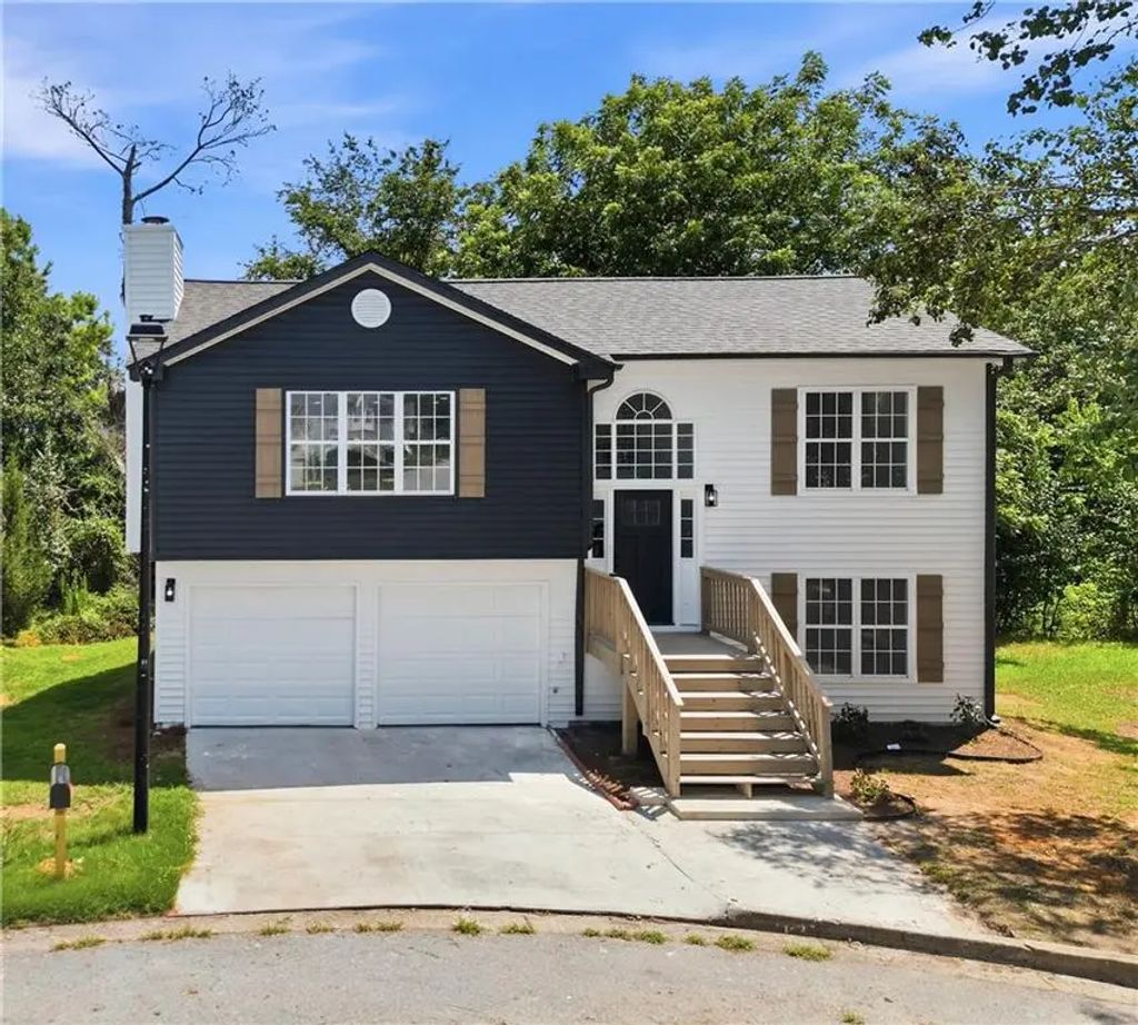 2704 Field Spring Drive, Lithonia