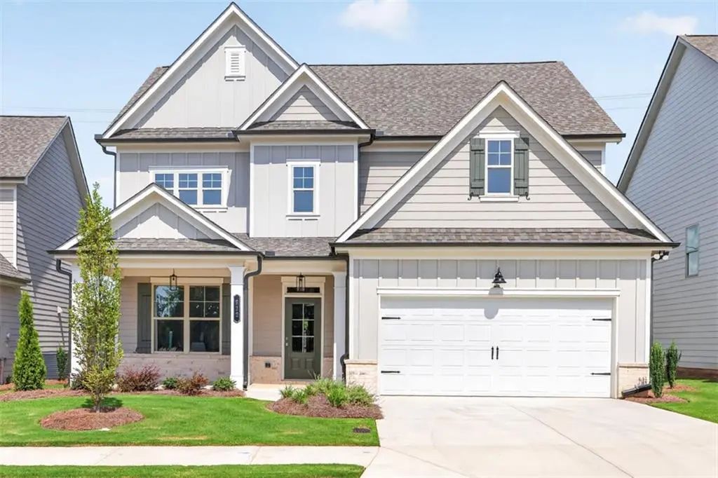 922 Homepark Circle, Buford