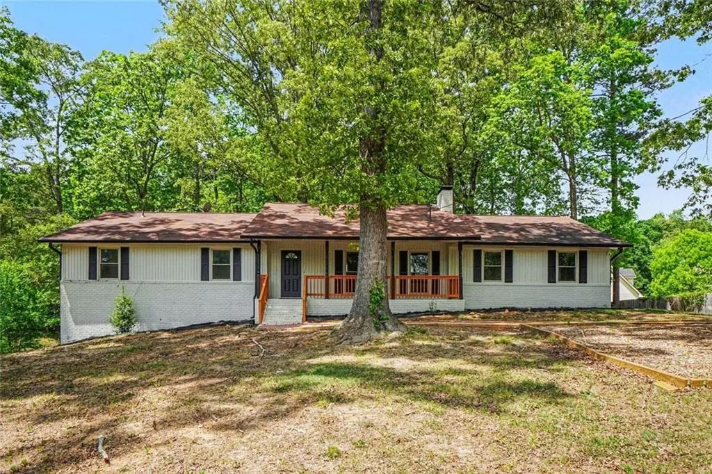 5865 Leah Lane, Powder Springs
