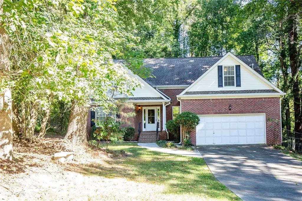 2584 Rockwood Way Sw, Stone Mountain