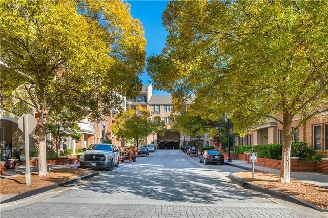 Unit 2425 - 3621 Vinings Slope Se, Atlanta