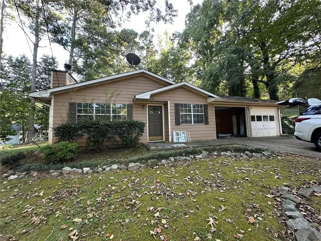 1135 Riverside Trace, Sugar Hill