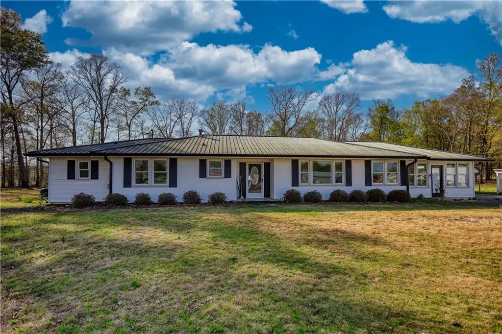 10 Wolfskin Road, Arnoldsville