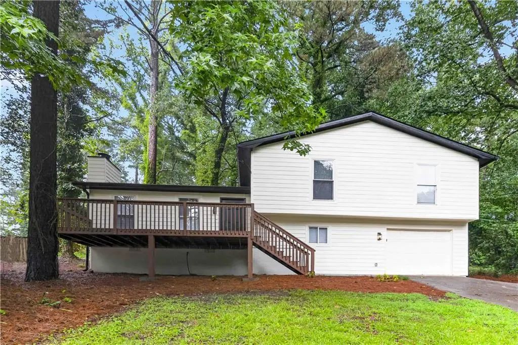 3292 Mixon Way, Stone Mountain