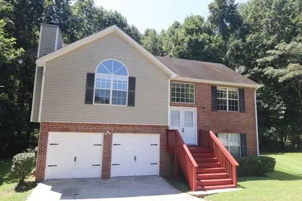 1094 Sugarcreek Way, Riverdale