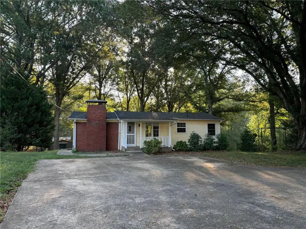 14450 Cogburn Road, Milton