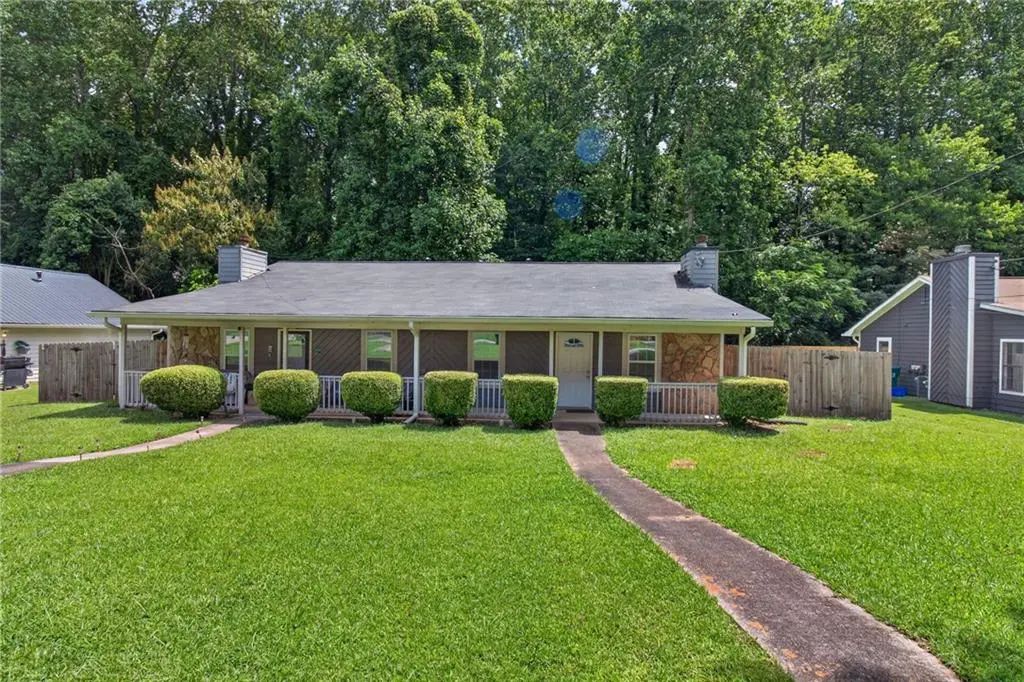 2141 Valley Oaks Drive Se, Smyrna