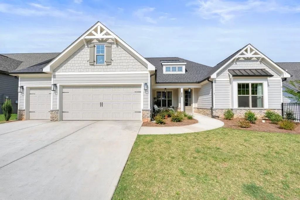 789 Brooke View Drive, Canton