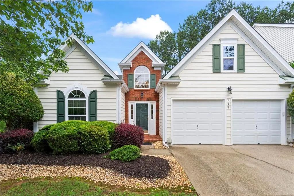 213 Colony Center Drive, Woodstock