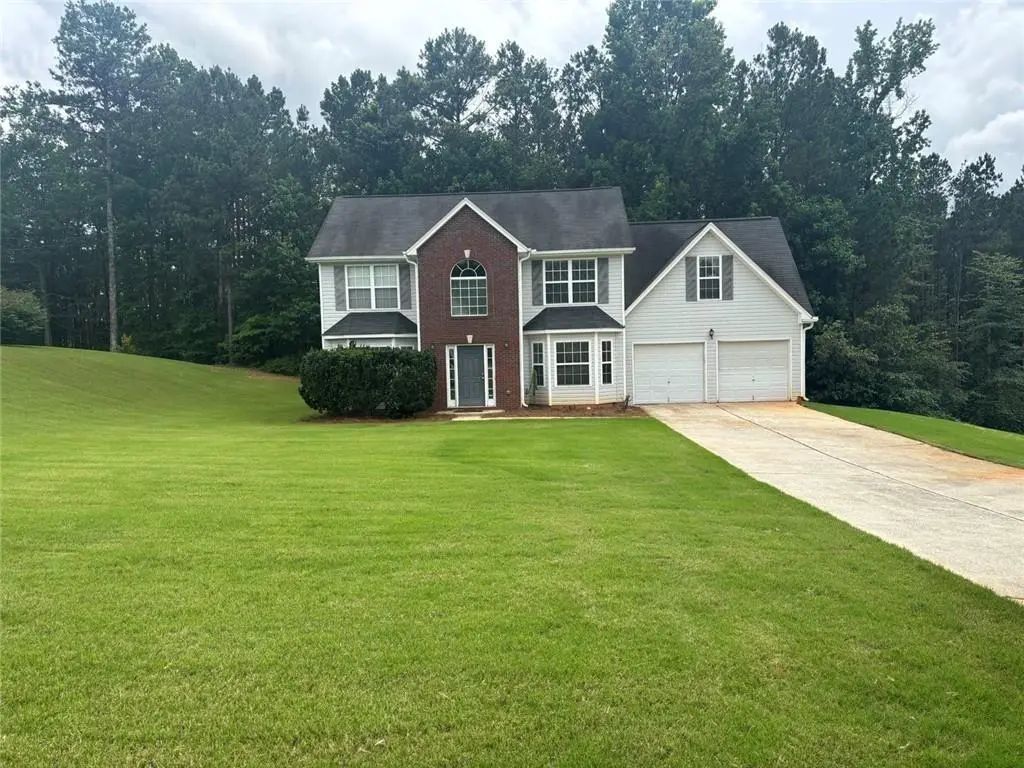 1885 Winding Crossing Trail, Fairburn