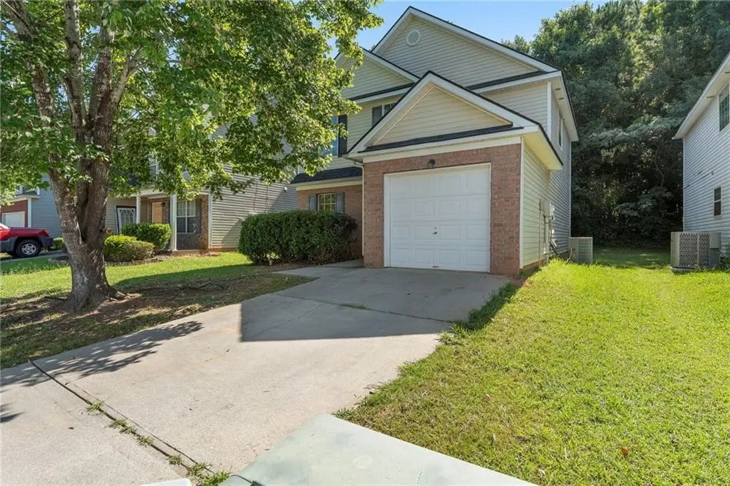 2433 Wood Bend Lane, Riverdale