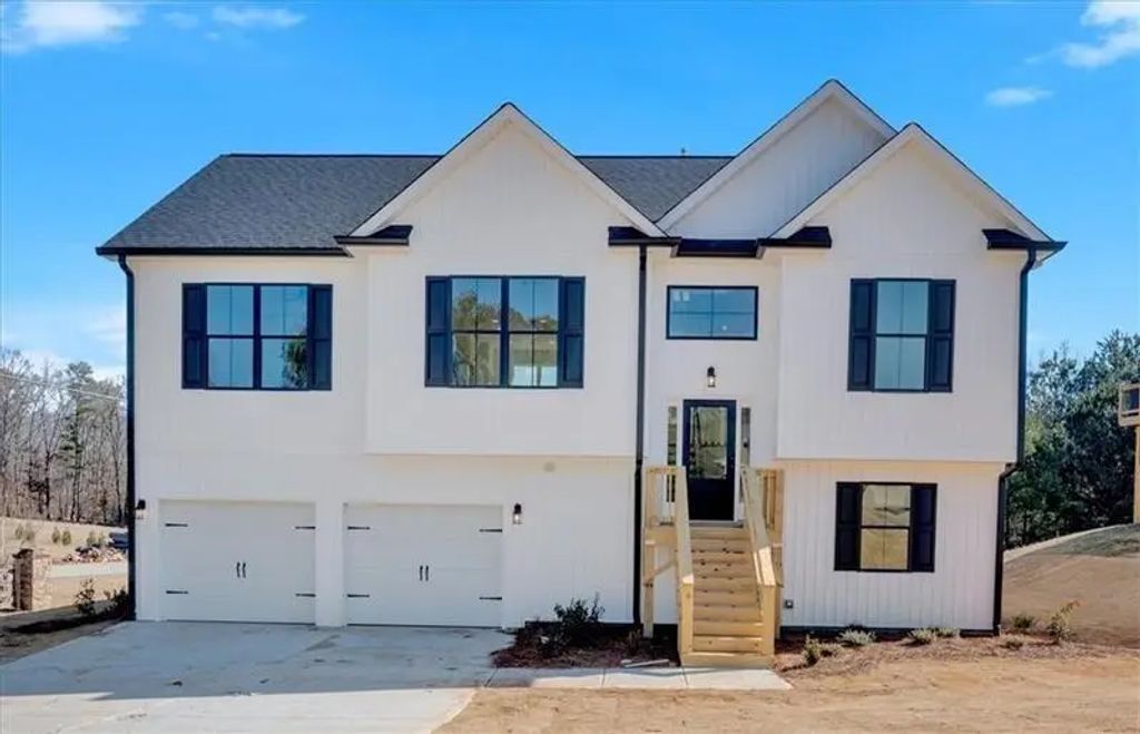 16 Mountain Chase Road, Rome